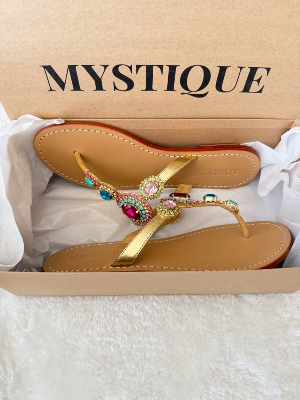 MYSTIQUE GOLD T-strap Sandals. - Picture 9 of 9